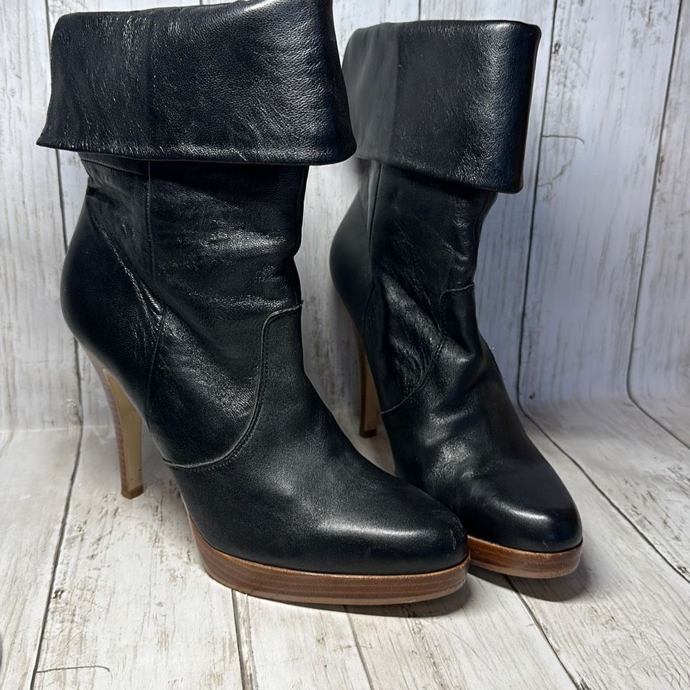 Bakers Black Ankle Booties Heeled Boots Leather Rolled Cuff size 10M